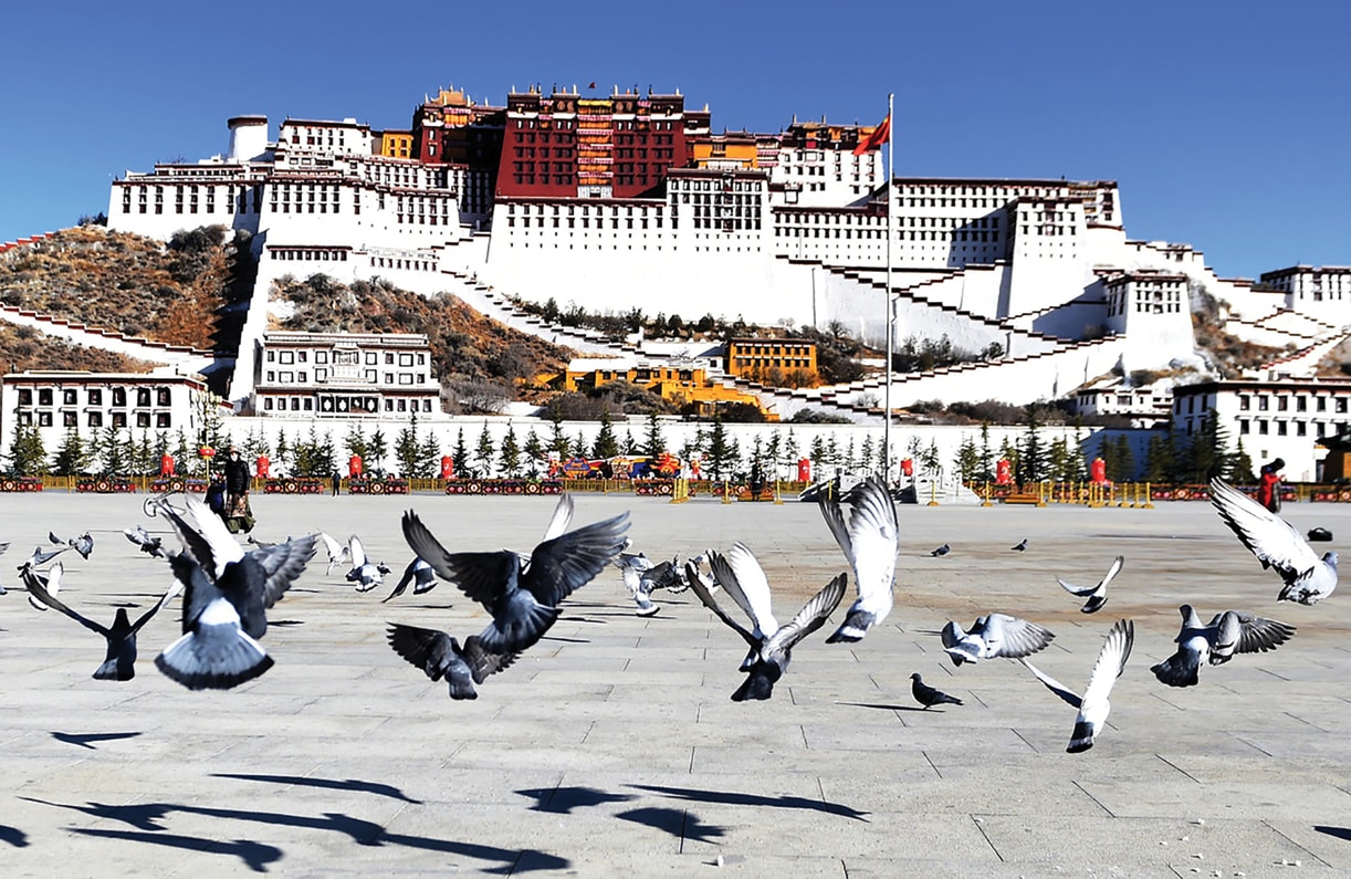 Du lịch Cung điện Potala – Khám phá biểu tượng huyền thoại Tây Tạng