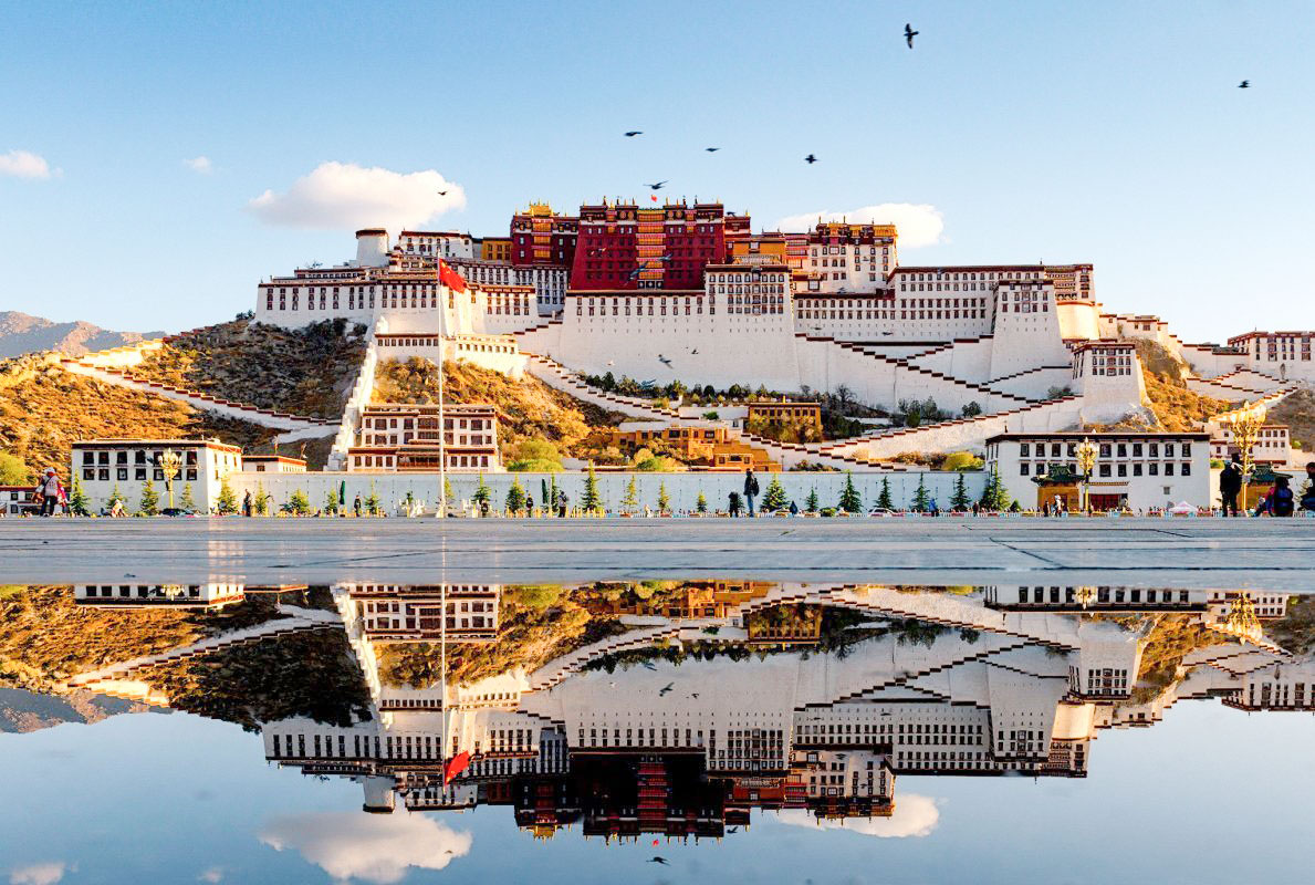 TÂY TẠNG - VÙNG ĐẤT HUYỀN BÍ TRÊN NÓC NHÀ THẾ GIỚI