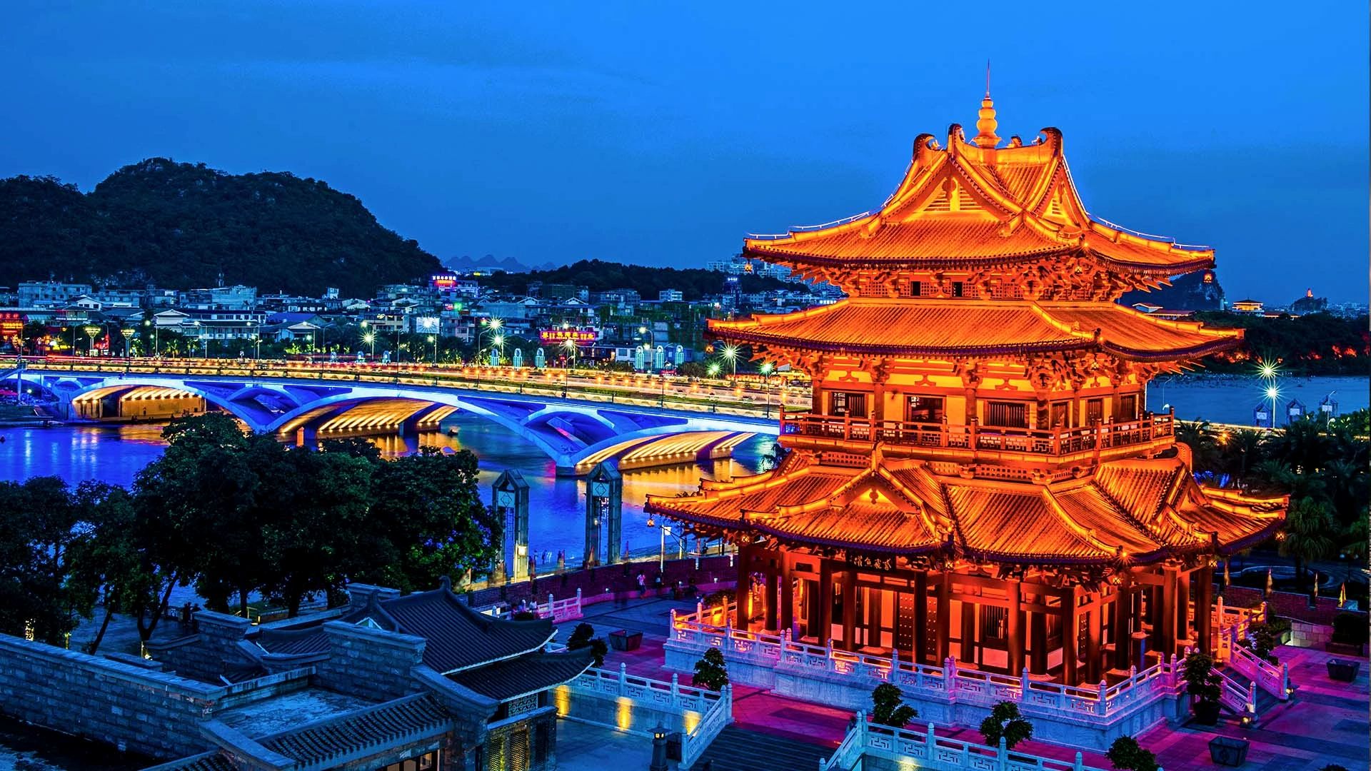 LẦU TIÊU DAO 
